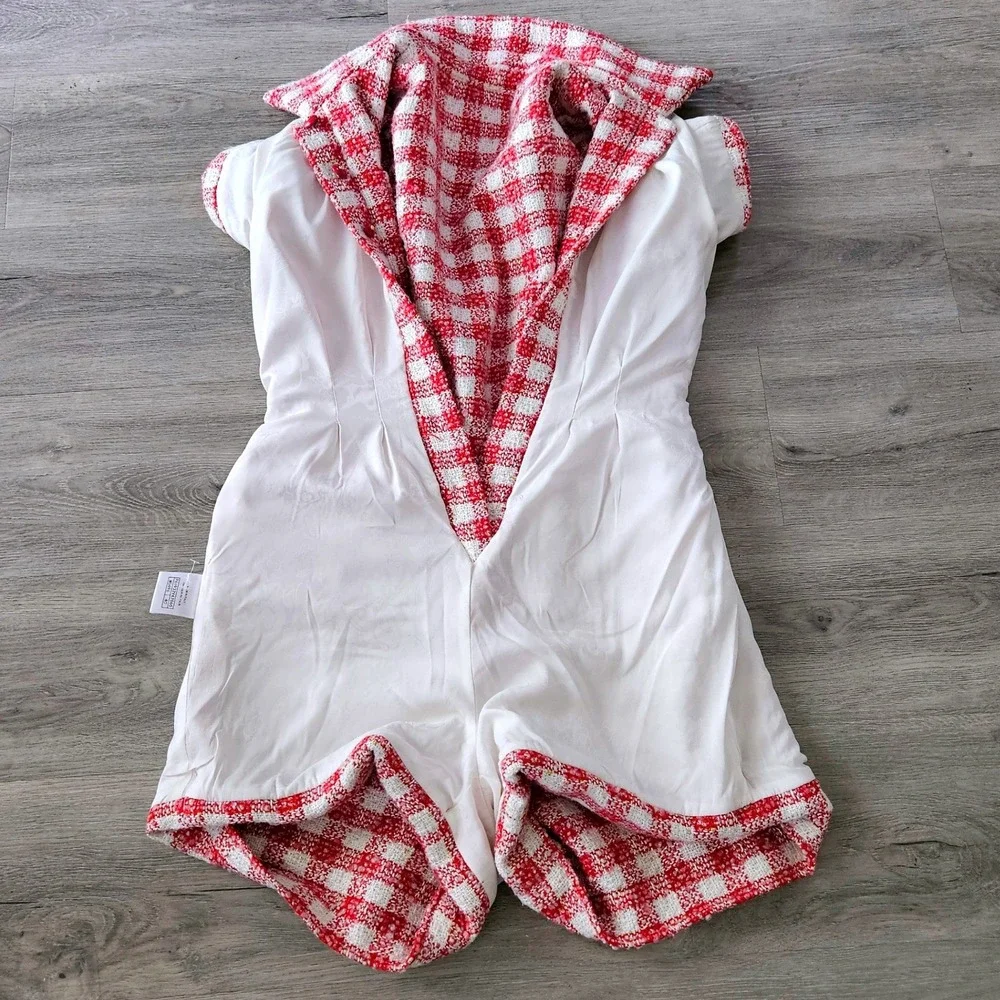 Chanel 19A / 2019, Pink Ivory Tweed Button Front Romper Playsuit Size 40